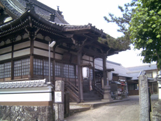 三重県名張市安部田２２００　宝泉寺墓地